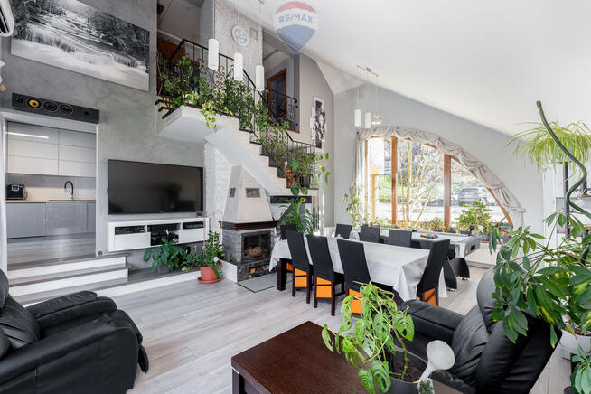 Unikatowy dom w granicach Krakowa – ul. Laurowa