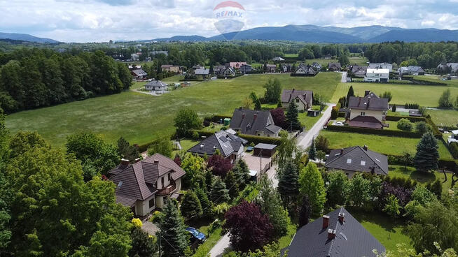 BLACK WEEKS - Przestronny dom w otoczeniu zieleni