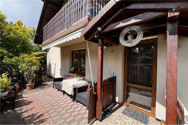 BLACK WEEKS - Przestronny dom w otoczeniu zieleni