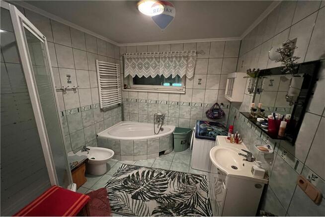 BLACK WEEKS - Przestronny dom w otoczeniu zieleni