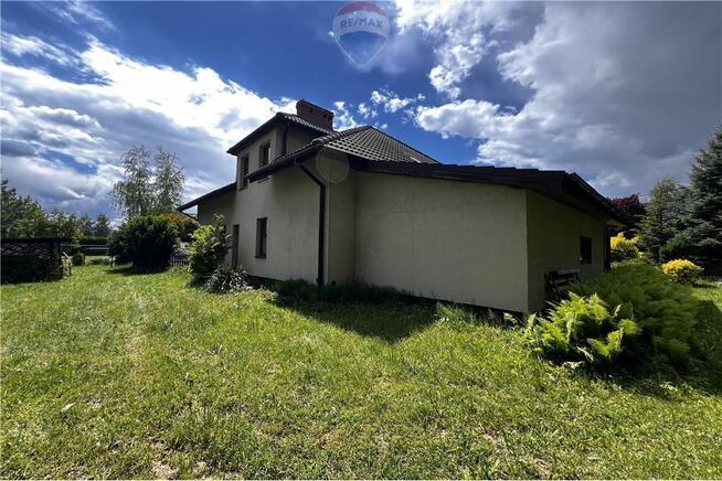 BLACK WEEKS - Przestronny dom w otoczeniu zieleni