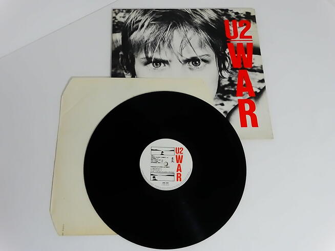 U2 - WAR Label: Island Records – 205 259-320 1983 r.