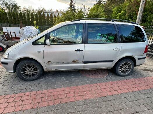 Syndyk sprzeda samochód Seat Alhambra