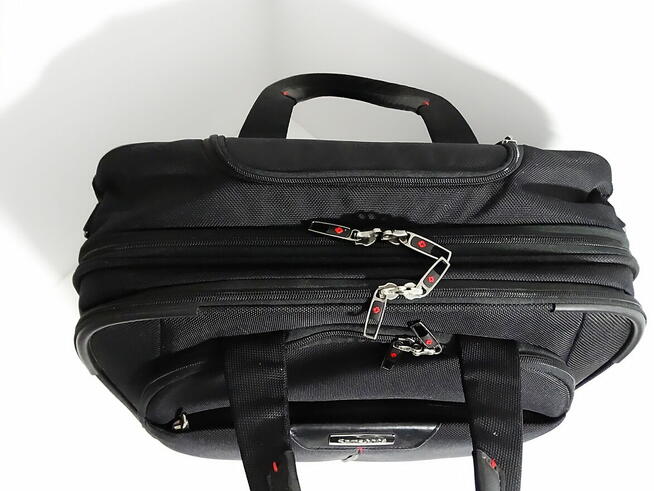 Torba na kółkach Samsonite elegancka i funkcjonalna torba bi
