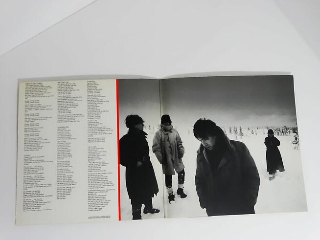 U2 - WAR Label: Island Records – 205 259-320 1983 r.
