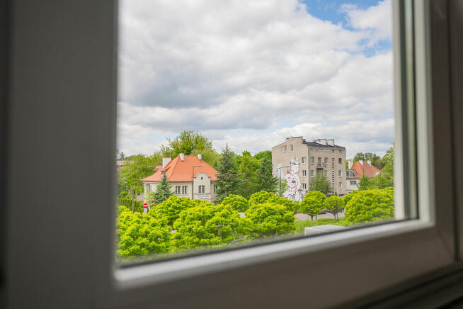 2 pokoje z miejscem parkingowym obok metra Stare Bielany