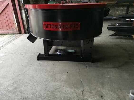Betoniarka hydraulicza 1200 L