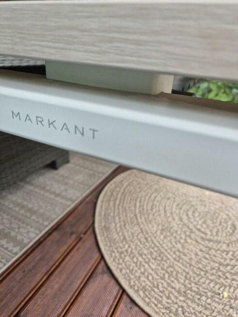 Biurko blat w kolorze drewna