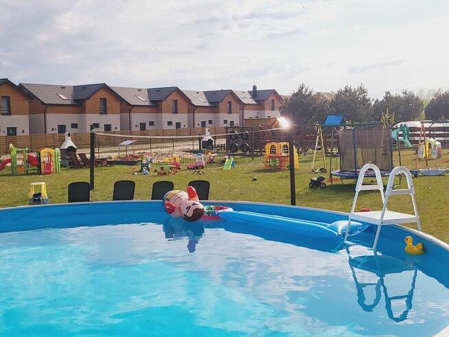 Morska Bryza Jastrzębia góra Noclegi Wakacje Wypoczynek Lato