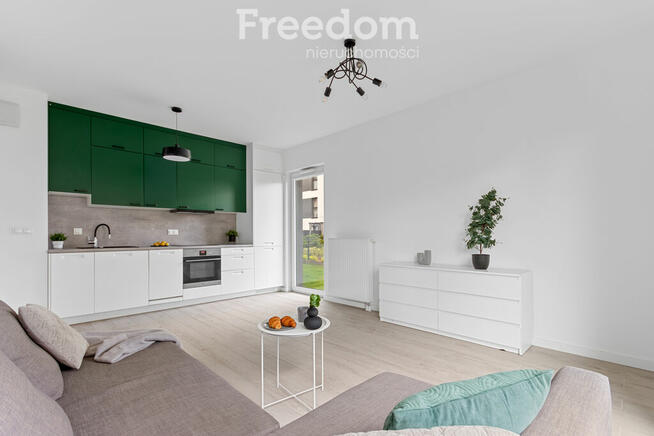 Przestronne mieszkanie z ogródkiem na sprzedaż!