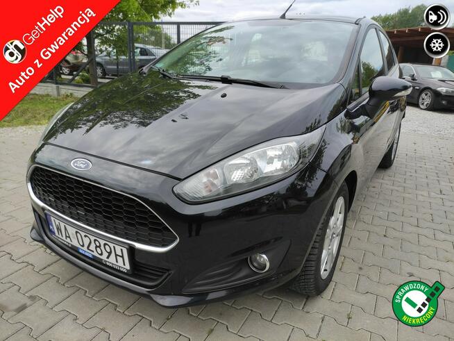Ford Fiesta Bardzo dynamiczny  i ekonomiczny 4,5l./100km.  Polecam