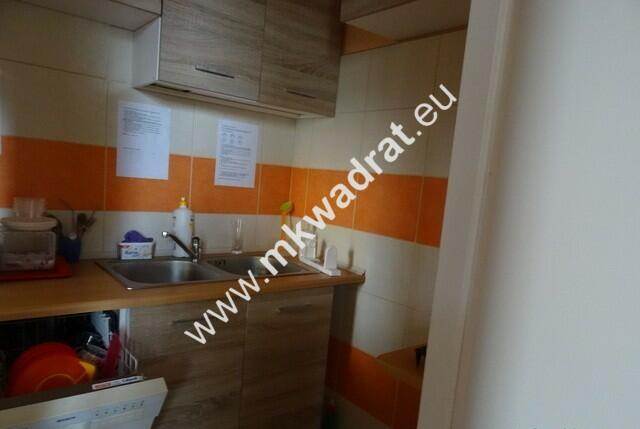 Dom po kapitalnym remoncie w centrum Błonia