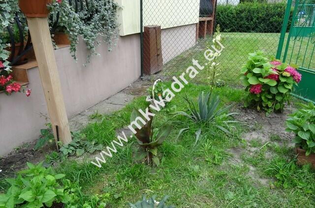 Dom po kapitalnym remoncie w centrum Błonia