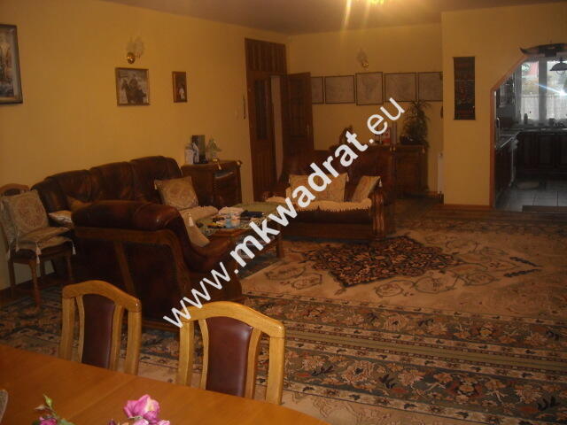 Dom parterowy 250m2 na dużej działce