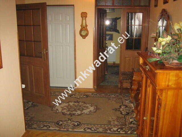 Dom parterowy 250m2 na dużej działce