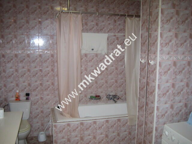 Dom parterowy 250m2 na dużej działce