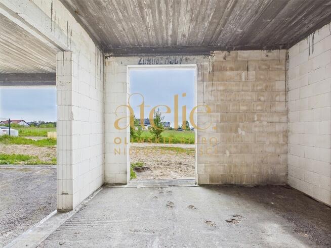 Dom w stanie surowym, czeka na Twój ruch!