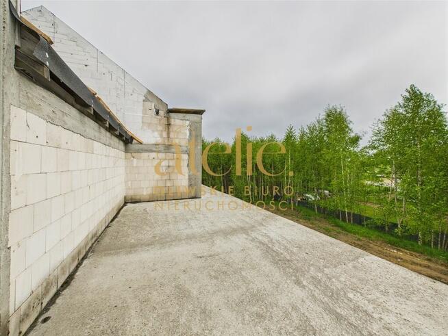 Dom w stanie surowym, czeka na Twój ruch!