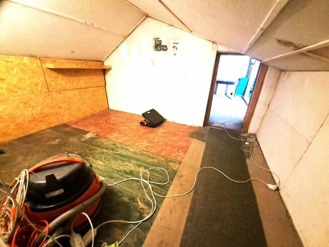 Pracownia artystyczna 52,6 mkw. w bloku w centrum Sanoka