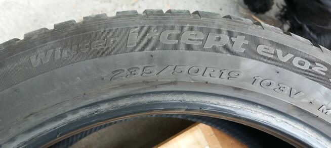 Zimowe Hankook 235/50-19 SUV .
