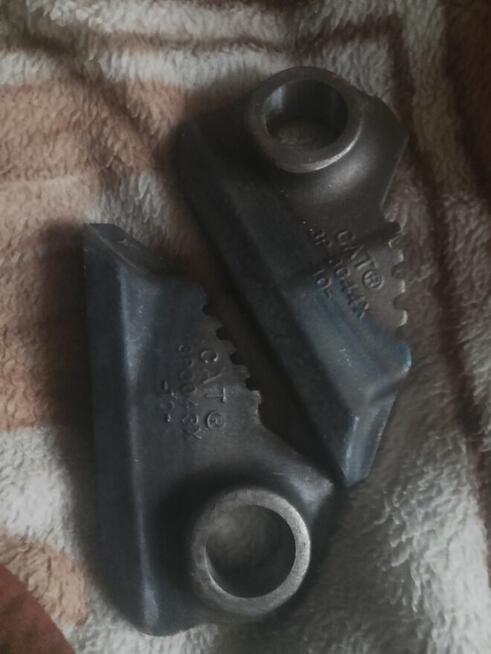 Łączniki łańcucha.koparki.spycharki