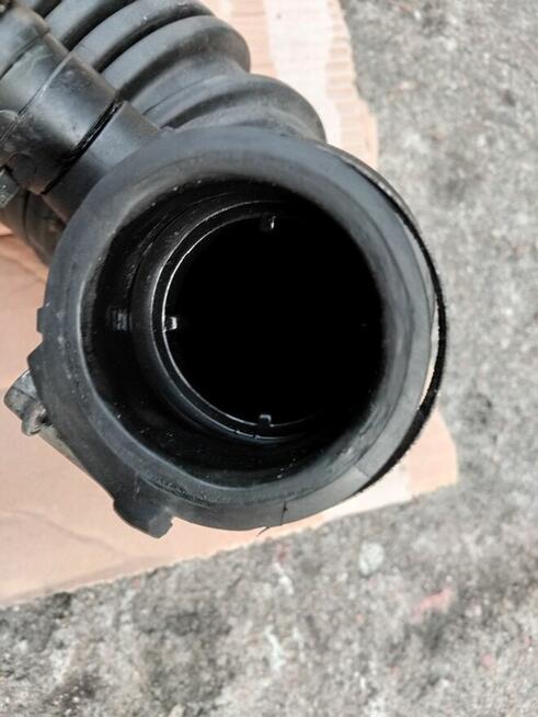 Hyundai i40 lift 15-19 1.7 crdi rura dolot wąż powietrza