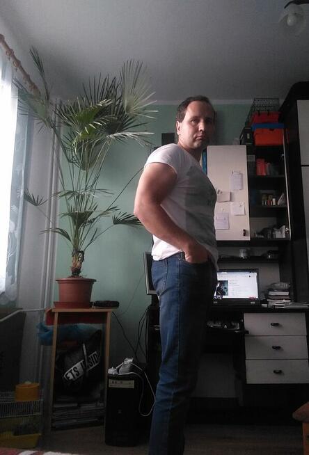 Sympatyczny kawaler szuka dziewczyny.