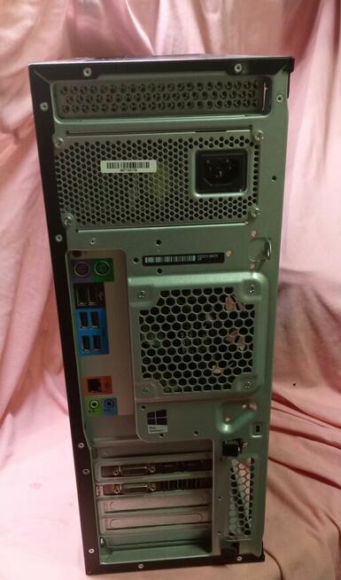 Komputer HP Z440 TOWER XEON E5-2640 v3 8x3.40GHz DDR4 32GB