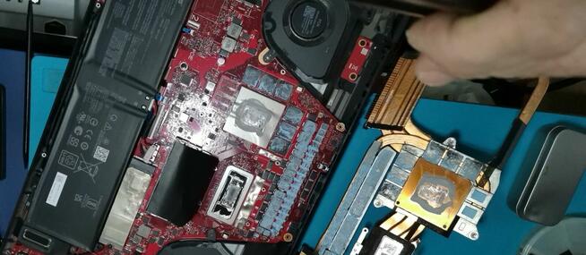 Naprawa komputerów i laptopów serwis pogotowie