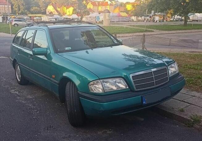 Mercedes kombi 180C LPG - Automat