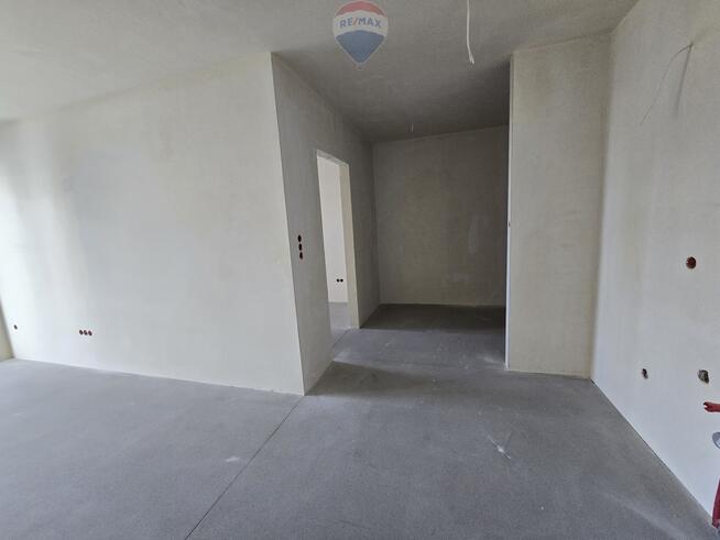 Mieszkanie narożne z tarasem, blisko centrum