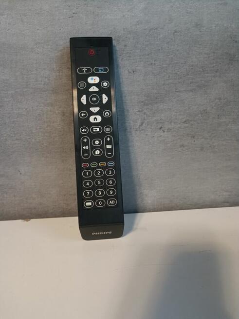 32 Cali TV Philips LED HDR Android TV DVB-T2 Hevc + Upominek