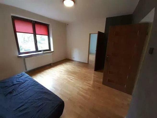 Łagiewniki - dom z trzema odrębnymi mieszkaniami