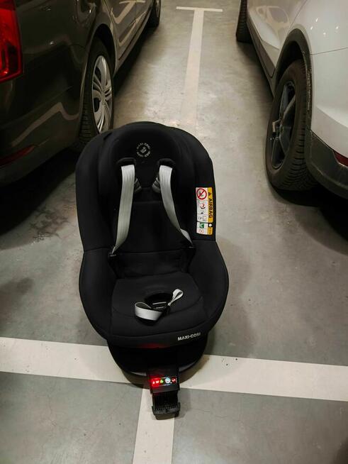 Fotelik maxi Cosi Pearl z bazą