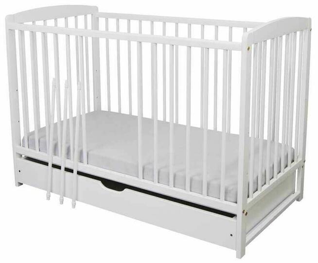 Łóżeczko dziecięce Andrzej 120x60 z akcesoriami i materacem