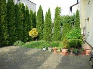 Łagiewniki - dom z trzema odrębnymi mieszkaniami