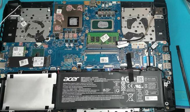 Naprawa Komputerów i Laptopów Serwis Pogotowie