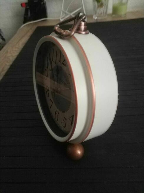 Zegar Budzik Cichy zegarek retro vintage kwarcowy analogowy