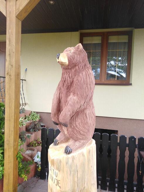 Rzeźbiarz szuka pracy