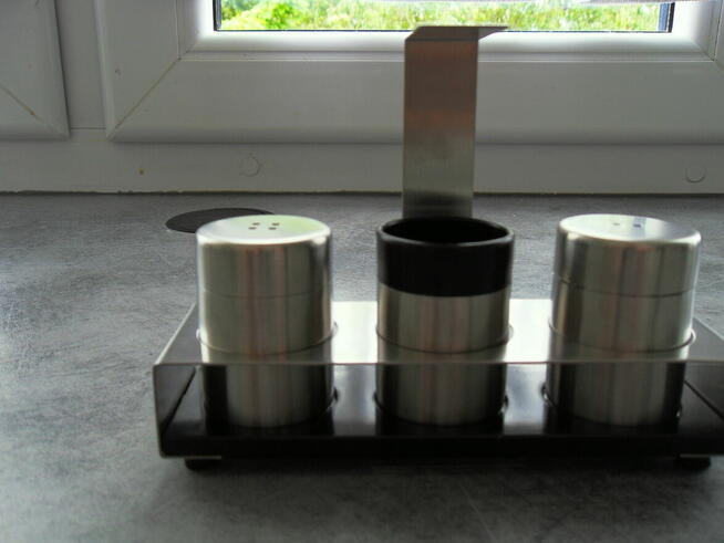 BergHOFF CUBO 4-CZĘŚCIOWY KOMPLET DO SOLI I PIEPRZU