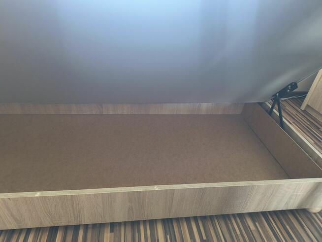 Łóżko młodzieżowe