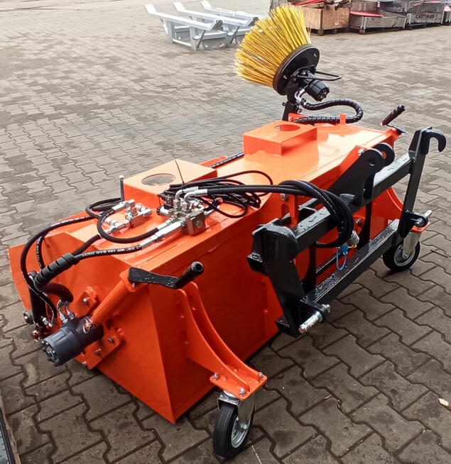 Zamiatarka MT1 do mini traktorka komunalnego 1.2-16