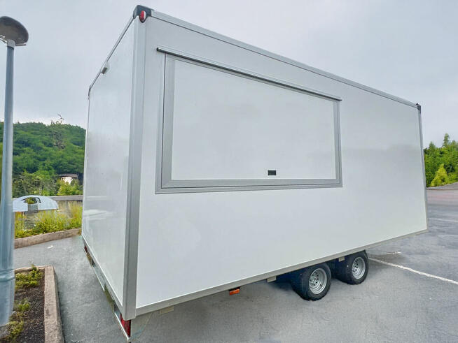 Przyczepa gastronomiczna 4,5m foodtruck okazja producent