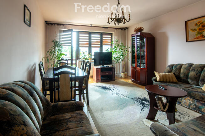 Wielorodzinny dom z garażem, 180m2 na Idalinie