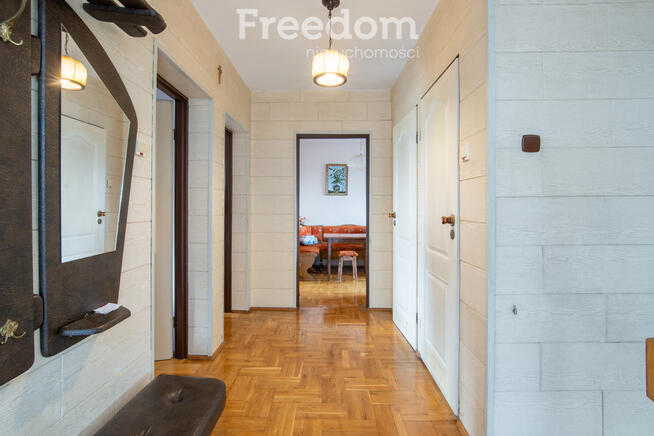 Wielorodzinny dom z garażem, 180m2 na Idalinie