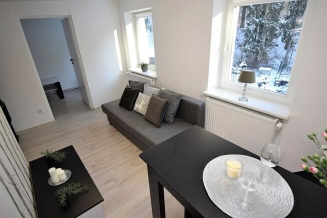 11 Listopada 181b, Nowe Miasto, jasne 2 pokoje