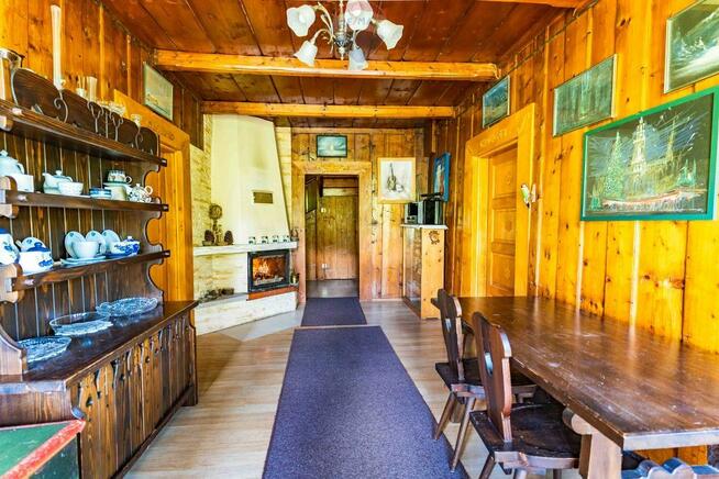 Zabytkowa willa z duszą artystyczną i widokiem