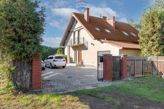 Dom z dużą działką – idealny dla Twojej rodziny