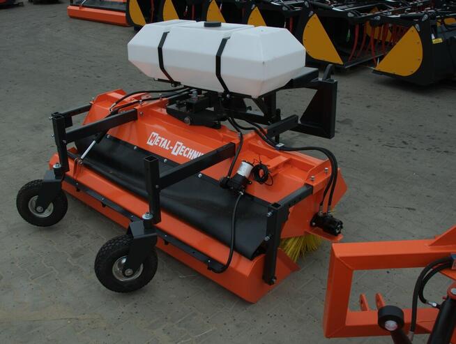 Zamiatarka drogowa uliczna chodnikowa parkingowa 1,2-2,4m