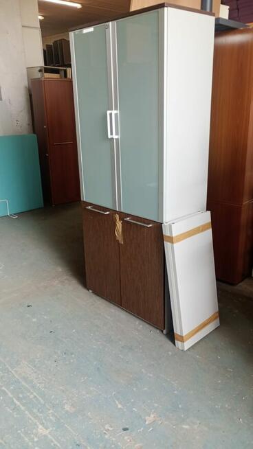 Szafa aktowa 90x208 szafy aktowe biurowe z drzwiczkami biuro